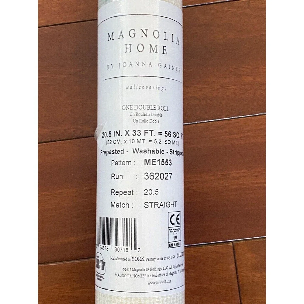 MAGNOLIA HOME Joanna Gaines Prepasted Wallpaper 56 sq ft Woven Trellis Blue Eggs